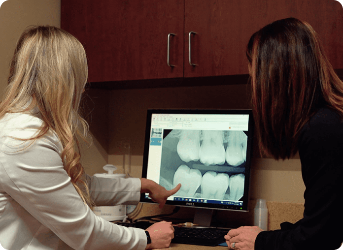Groomsmen-Looking-Happy-On-Dance-Floor-1280x700 1