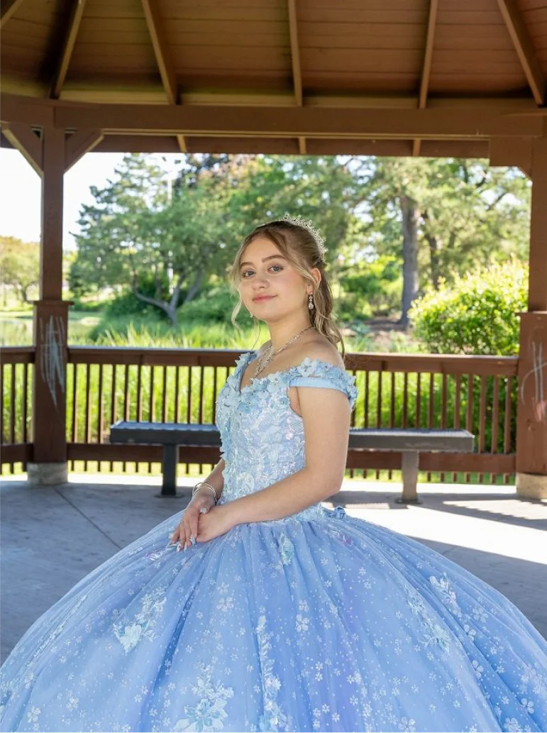 Beige Video | Capture Your Special Moments with Quinceanera Photography