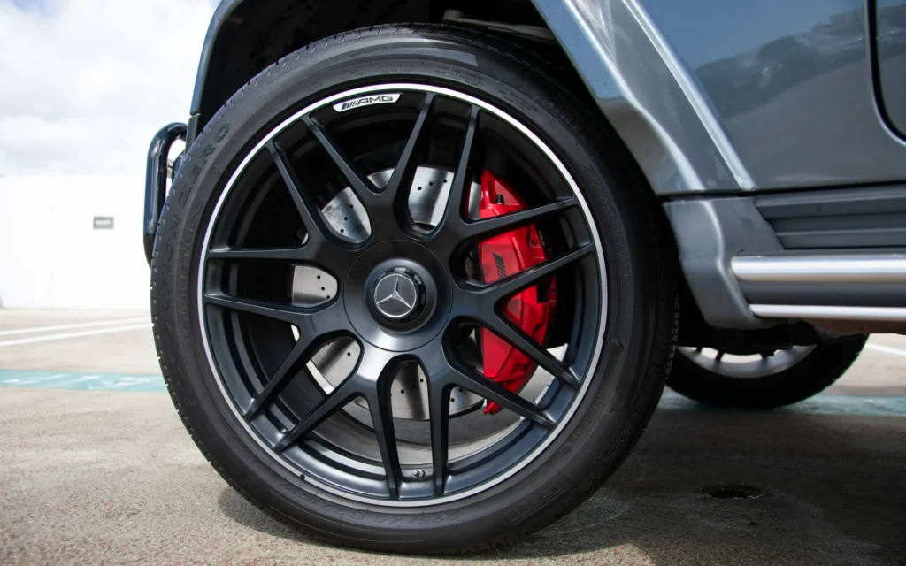 2021 Mercedes G63 Gray Black 5