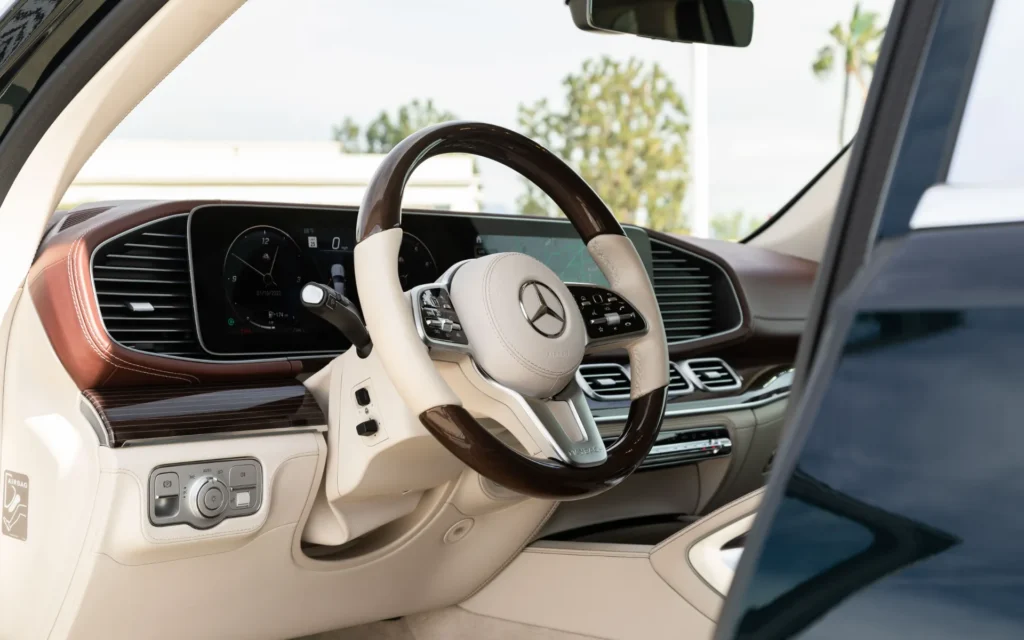 2021 Mercedes Maybach SUV Green 5