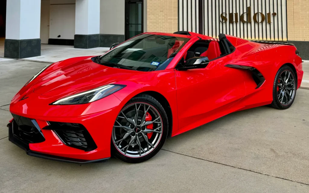 Corvette C8 Convertible 3